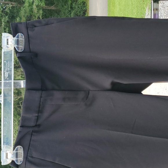 DKNY office attire - sz. 0 - Picture 2 of 8